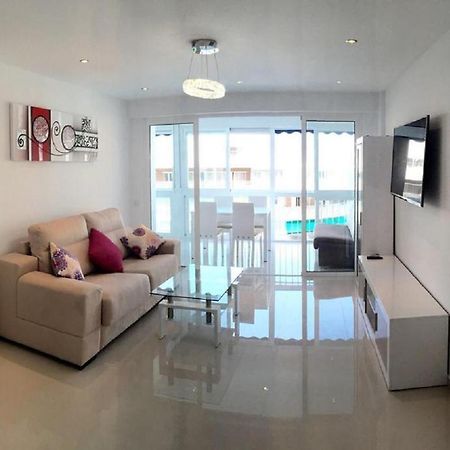 بينايدورم Levante Beachfront Luxury Apartment المظهر الخارجي الصورة